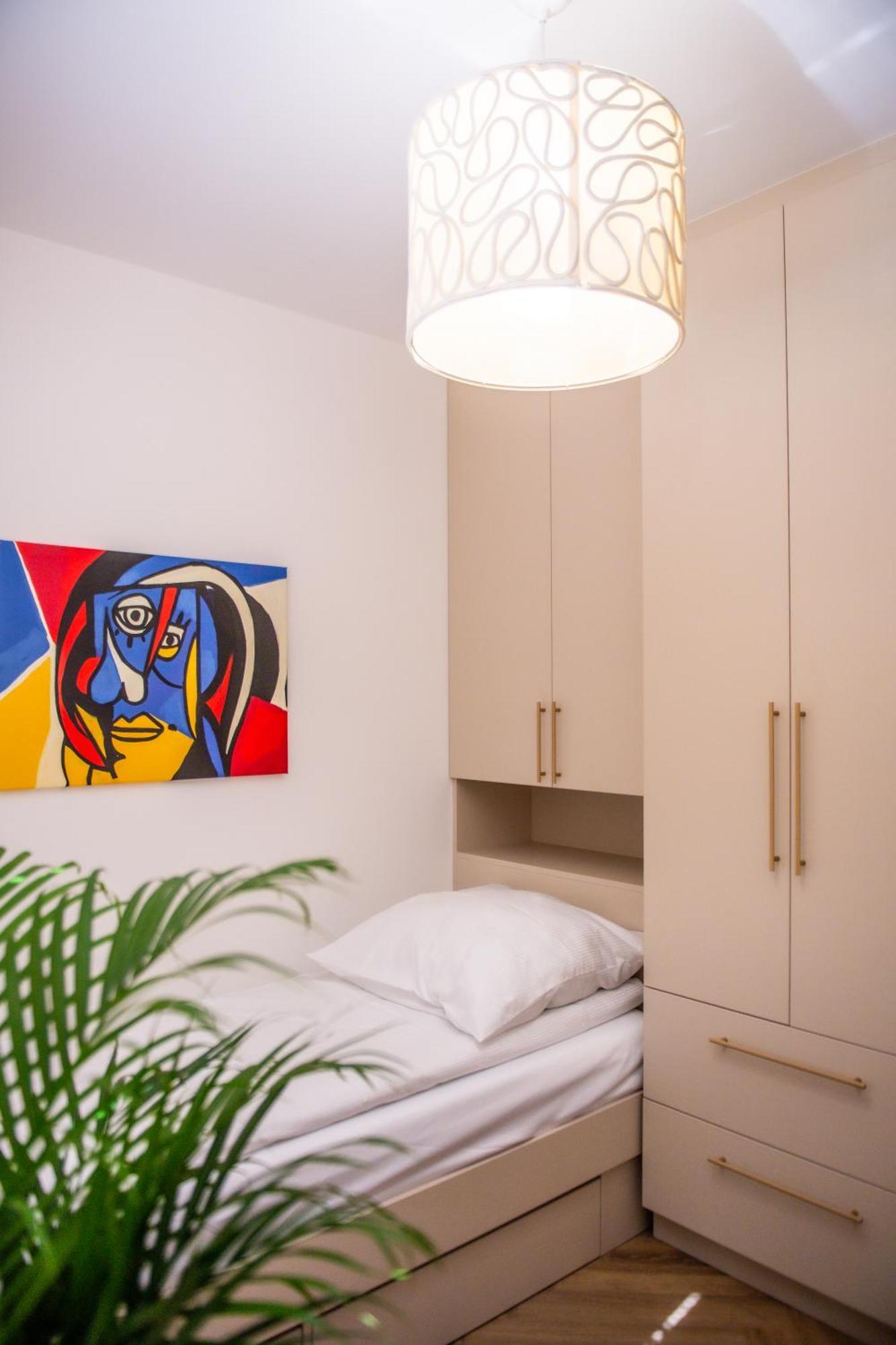 Apartament Mikolowska Z Balkonem Гливице Экстерьер фото